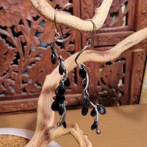Black Dangle Silver Twist Earrings